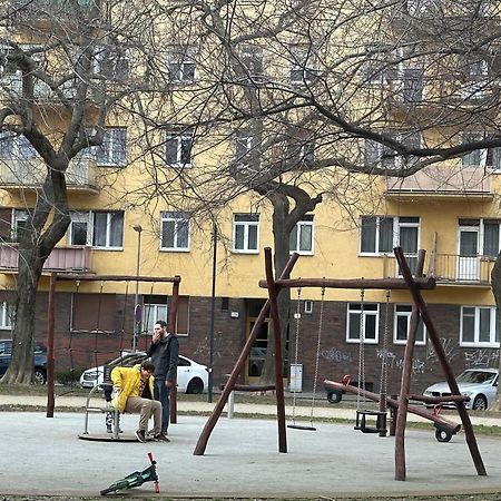 Sunny House One Apartment Bratislava Bagian luar foto