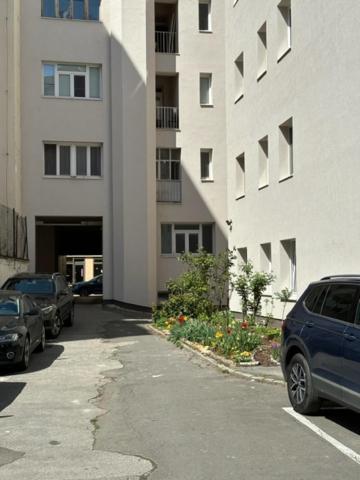 Sunny House One Apartment Bratislava Bagian luar foto