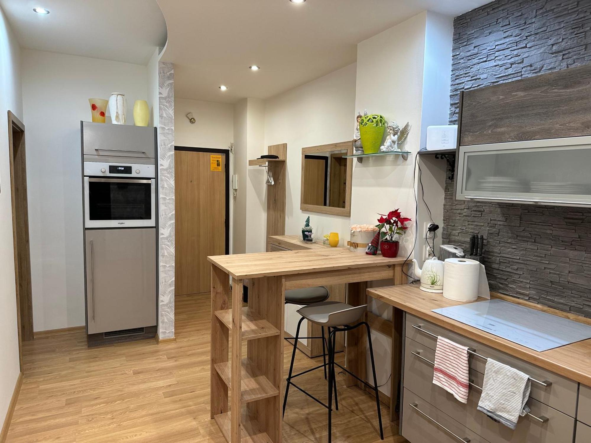 Sunny House One Apartment Bratislava Bagian luar foto
